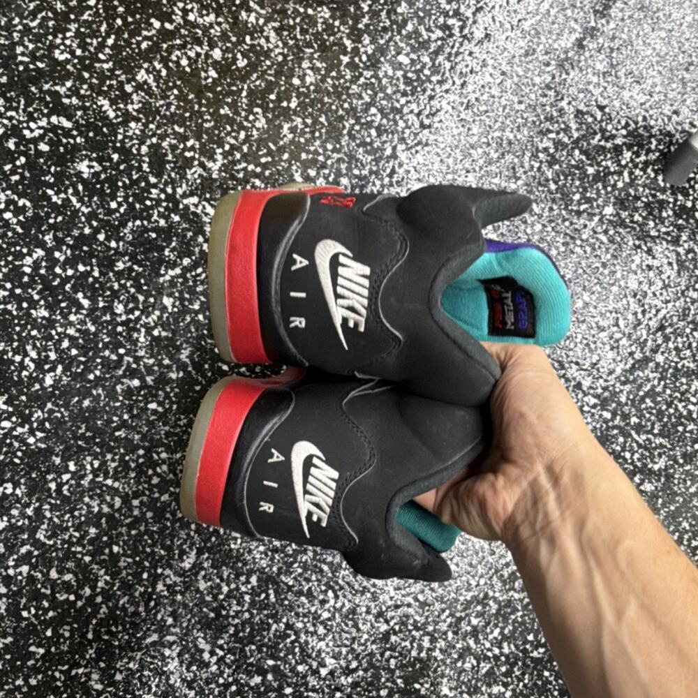 Jordan Air Jordan 5 Top 3 Black Red Men's Athletic Sneakers CZ1786-001 2020 - Picture 4 of 6